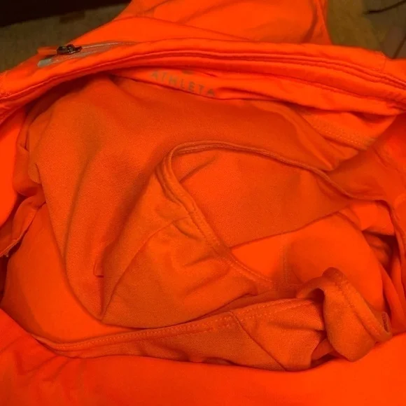 Athleta Ready Set Bright Orange Running Shorts Size Medium - Picture 3 of 8